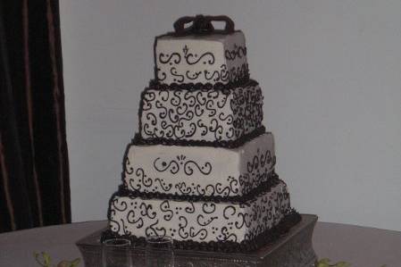 4 layered wedding cake