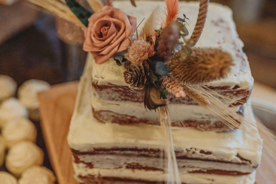 Lariat Cake Topper