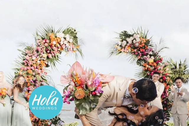 Hola Weddings