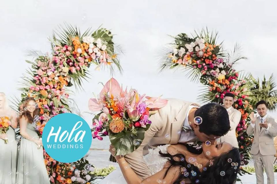 Hola Weddings