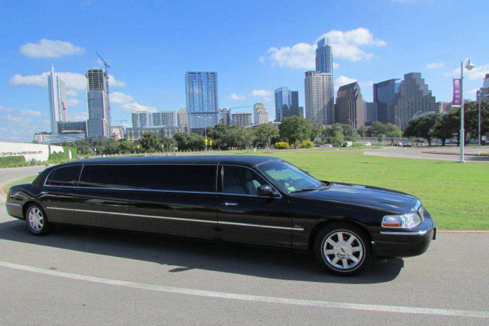 Whether you’re bar hopping on Rainey Street, going on a wine tour in the Hill Country, or going to your favorite Austin night club with your friends, to celebrate the soon to be bride and groom. The Lincoln Town Car Limousine is your best choice. Our limo is large enough to transport you and your friends around town, providing a fun environment with full bar, and surround sound music for your ride to the next hot spot. A limo is the perfect party night transportation for you and your friends.