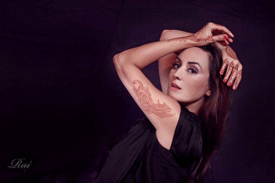 Modern Henna for  fashion photoshoot