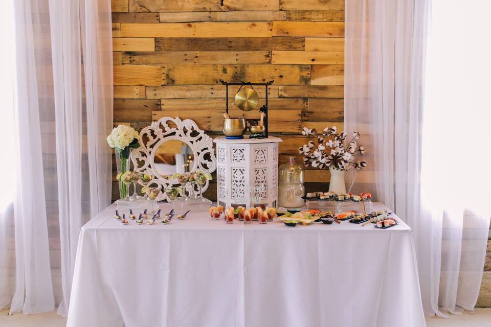 Seafood hors d'oeuvre station