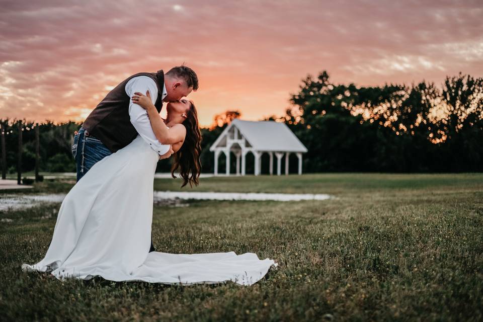 WEDDING