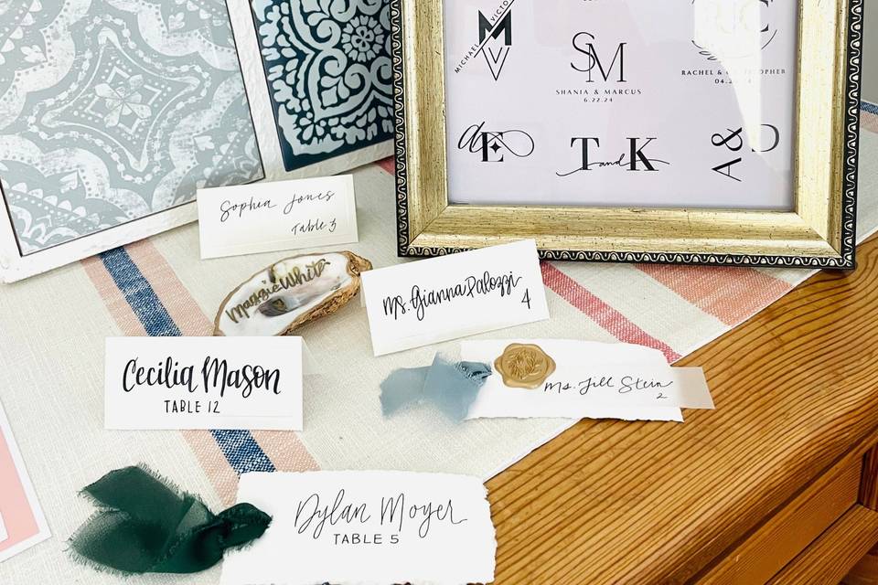 Place cards and monograms