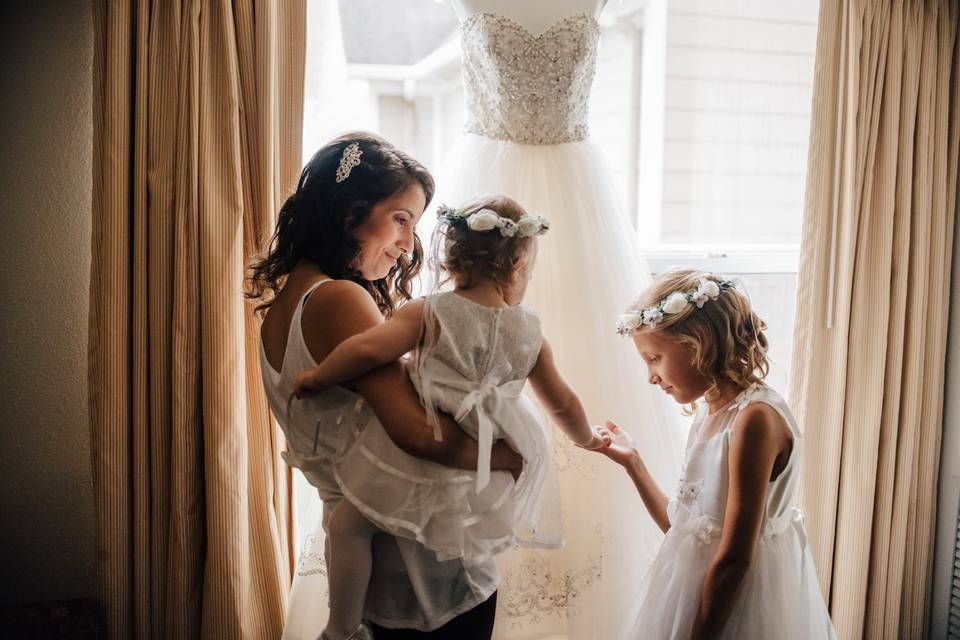 Bride and her Flower Girls