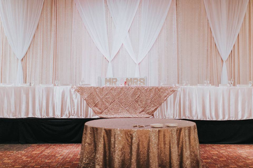 Pink table cloth