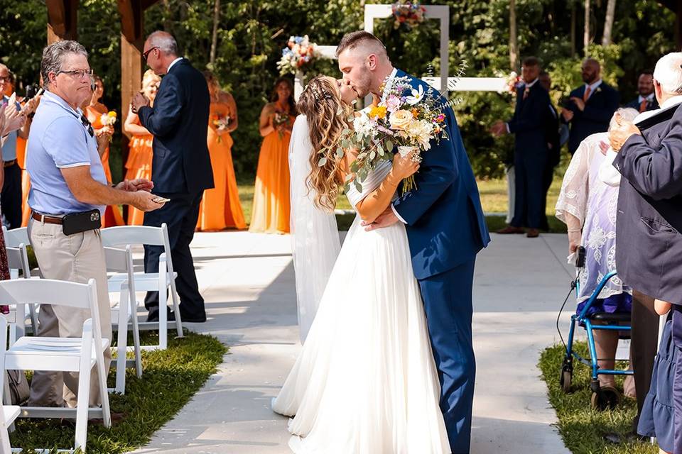 Kiss the bride!