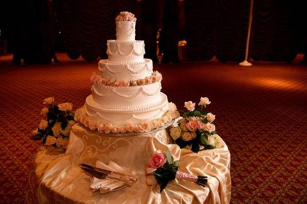 Multiple layered wedding cake