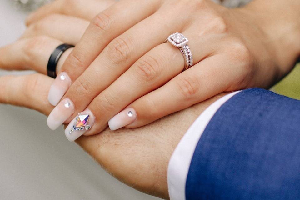 Acrylic wedding nails