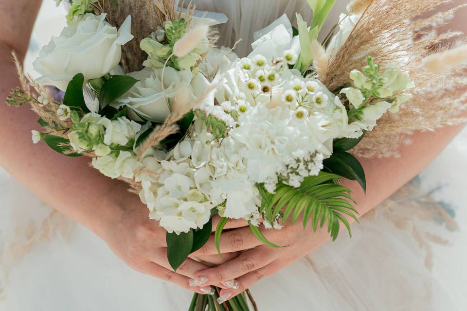 Bridal bouquet by Vlady