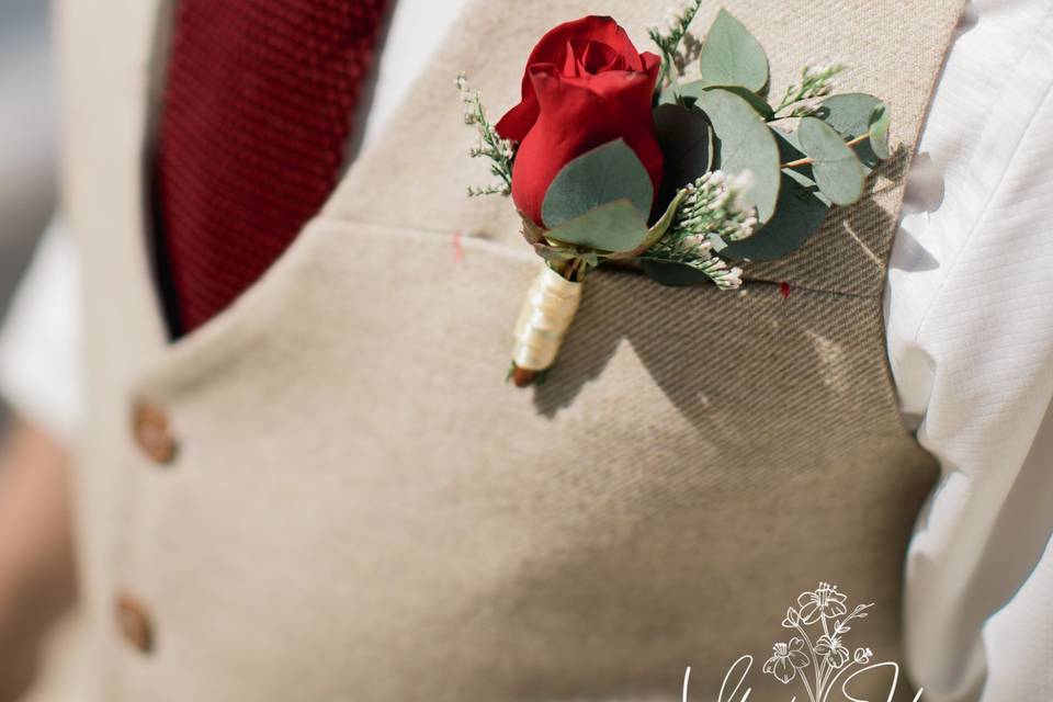 Red rose boutonniere