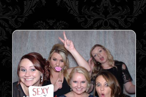 All smile photo booths