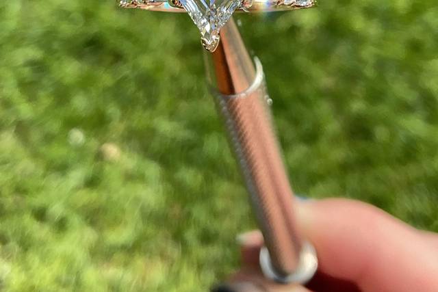 Lozenge Diamond Center