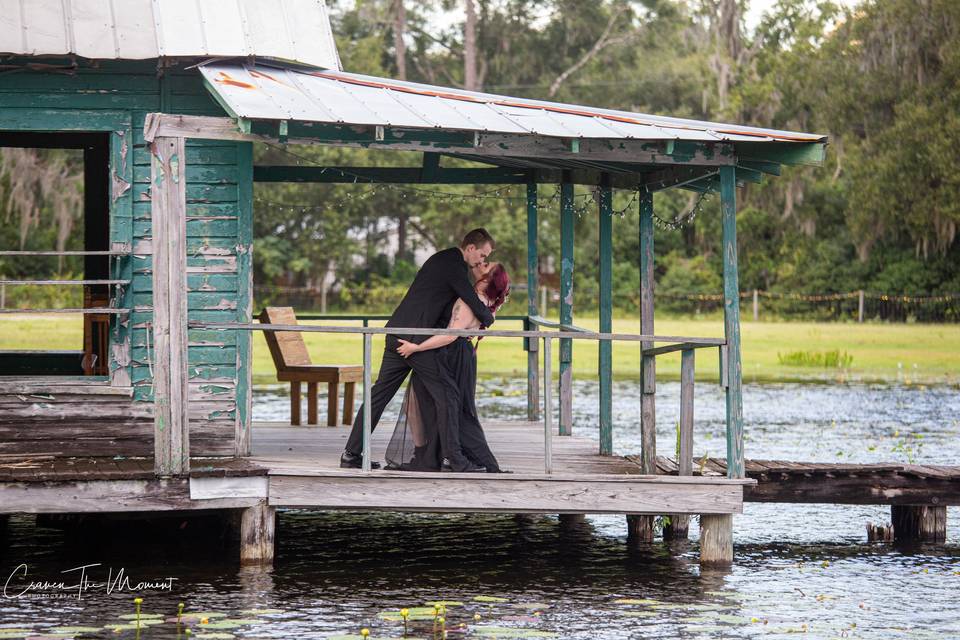 The boat house kiss