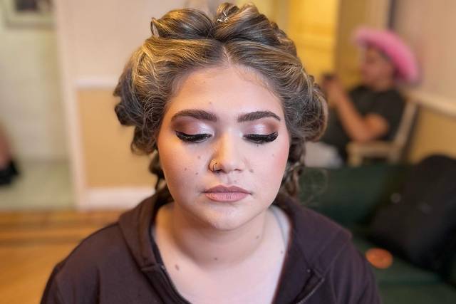 Rose gold smokey eye