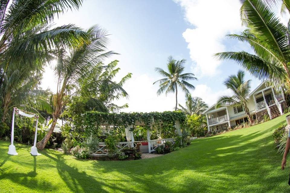 A Rainbow in Paradise Weddings