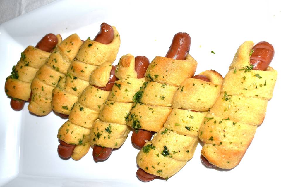 Pigs in a Cornbread Blanket