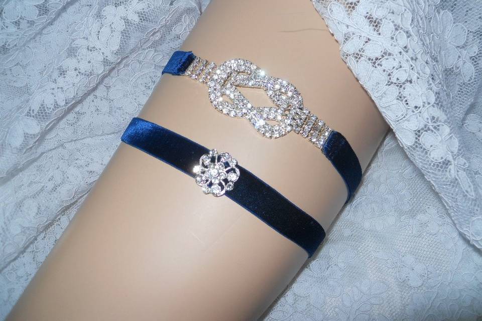 So simple, so elegant, my stretch velvet garter set in sapphire blue with a love knot of sparkling crystals.