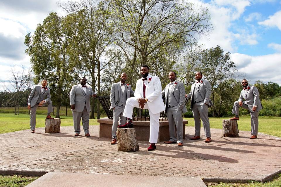 Smooth Groomsmen