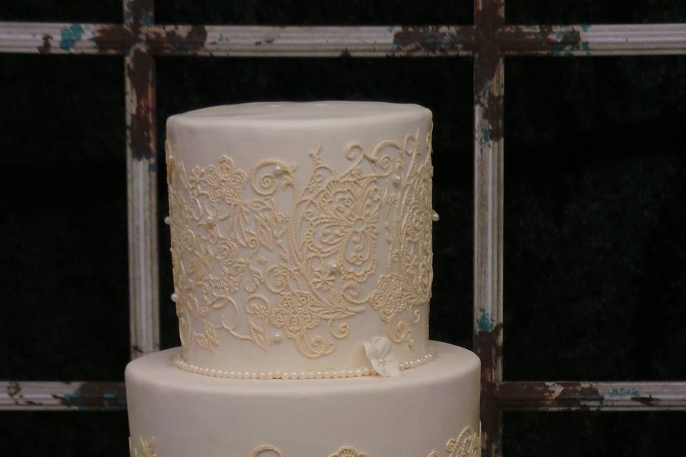 3-tier buttercream wedding cake