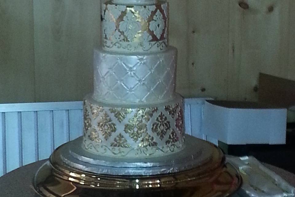 Wedding cake with gold detailing