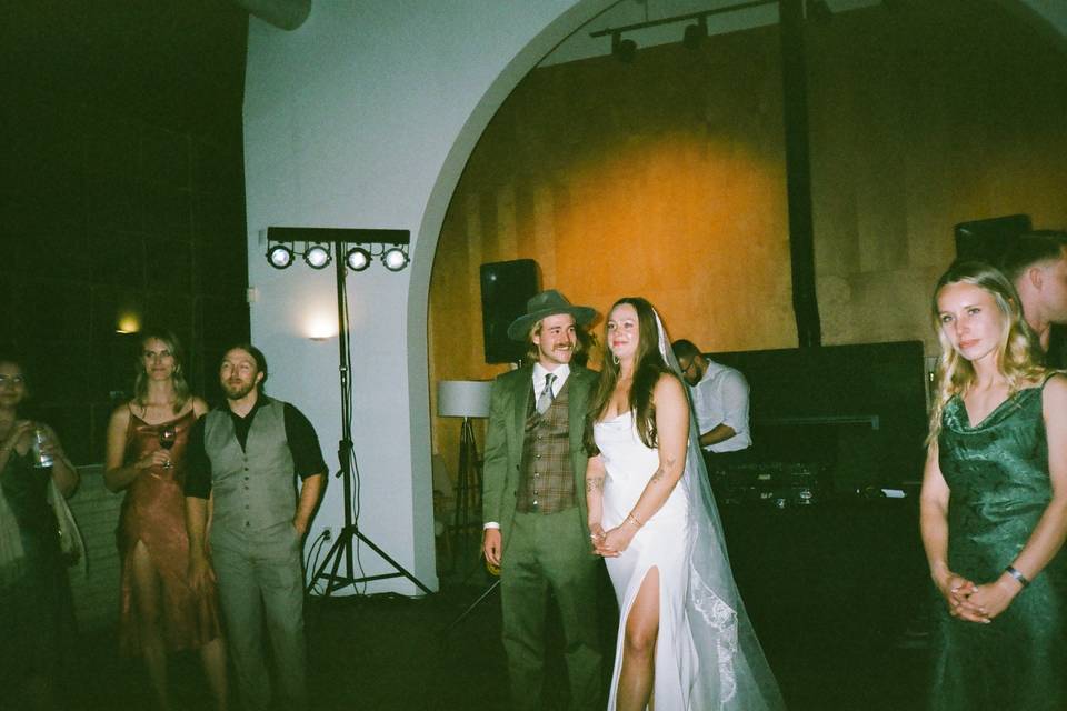 Analog Wedding Photo & Video