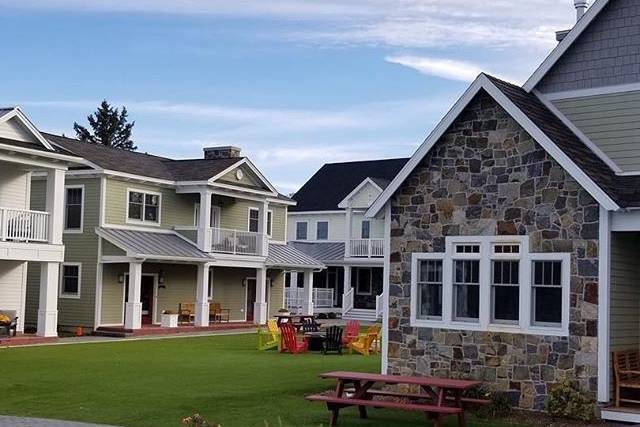 Lake House Guest Cottages of the Berkshires