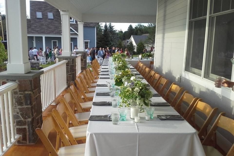 Banquet setting