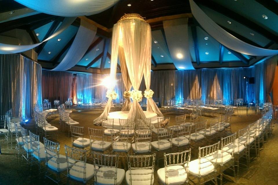 CUSTOM FLOATING CEREMONY STRUCTURE WITH CEILING FABRIC TREATMENT