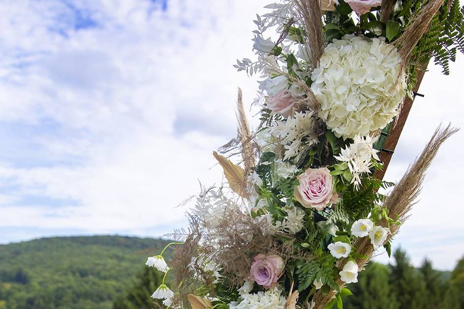 Arbor flowers