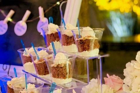 Carrot cake shooters