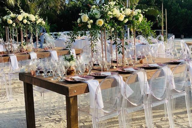 Farm tables & Clear chairs