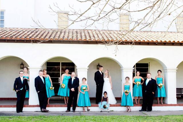 The couple with the bridal party