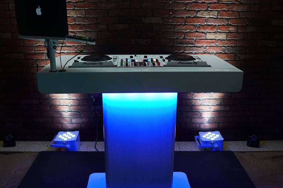 Sleek Modern Dj Console