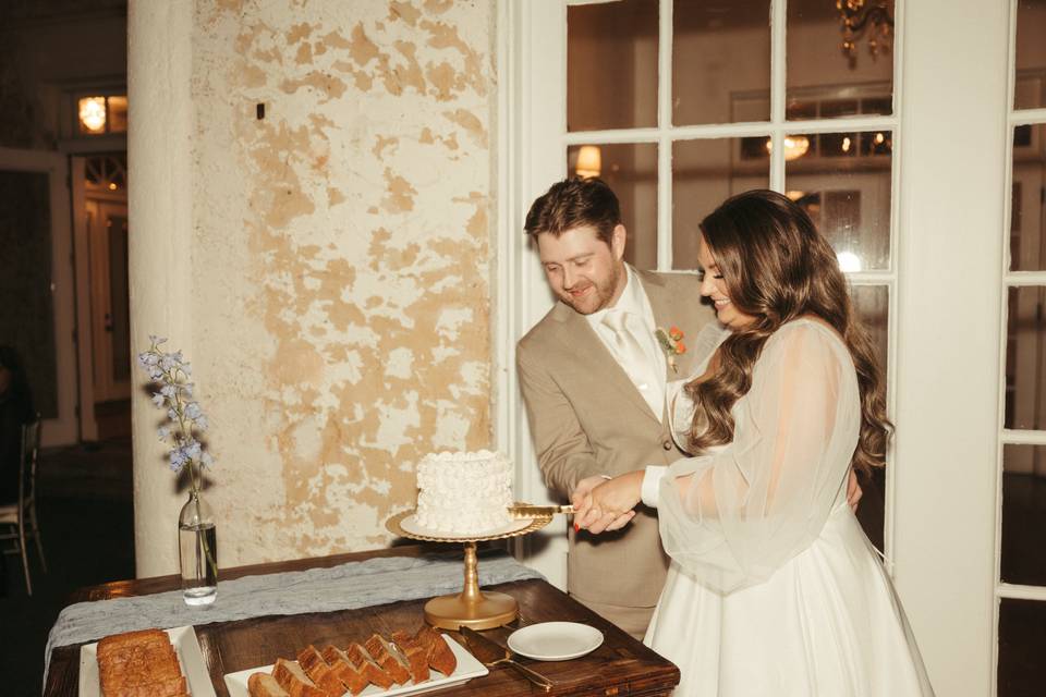 Cake cutting