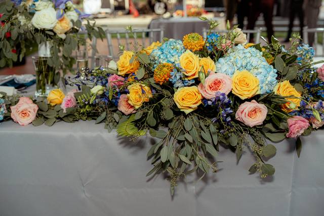 Sugar Flowers and Leaves Floral Design