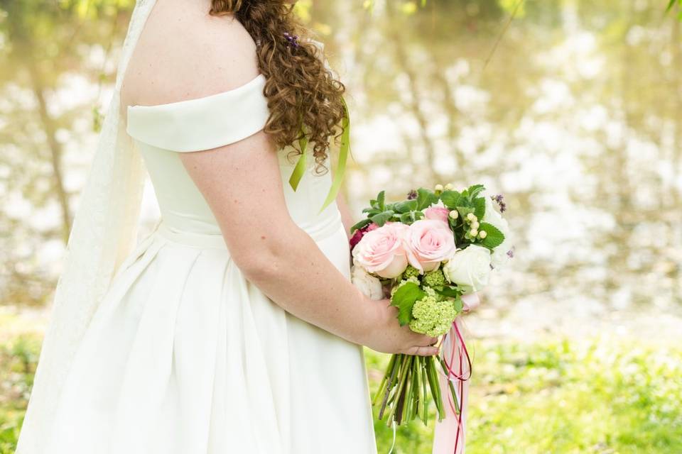 Bride and bouquet