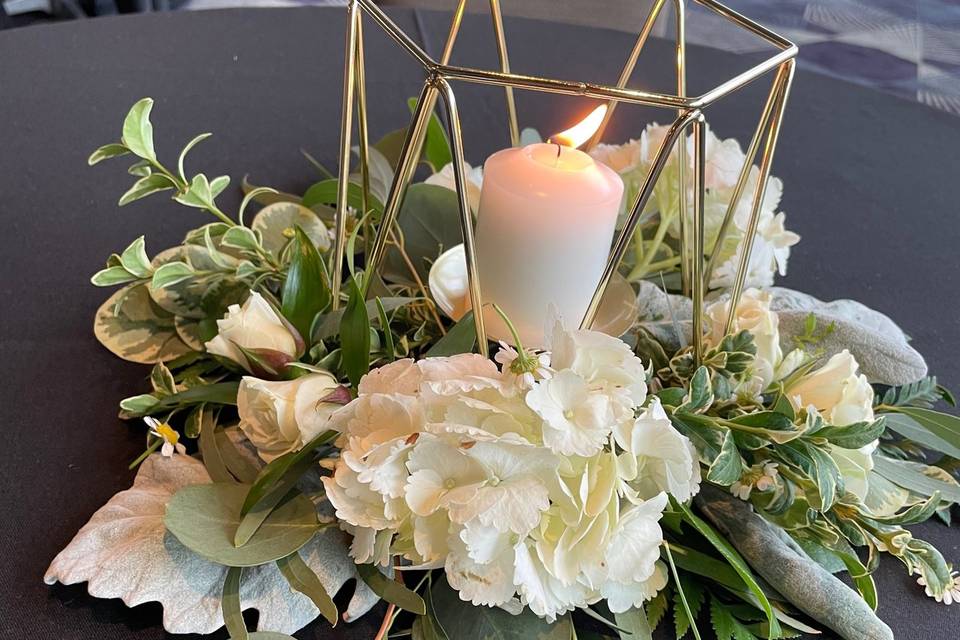 Candle center piece