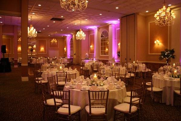 Maggio's Ballroom at Hampton Square