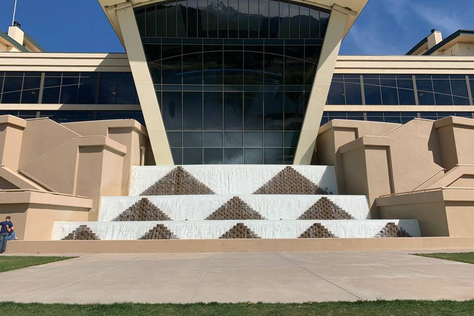 Fountain @ Center Lawn