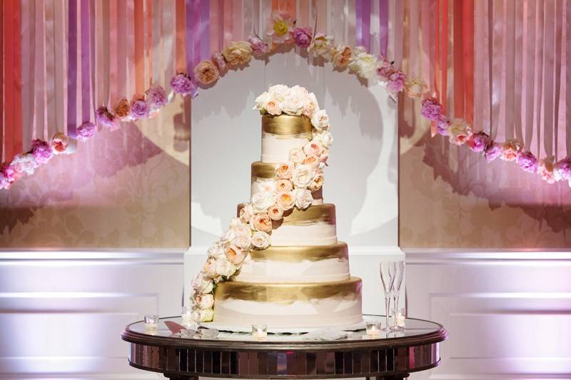 Gold and floral cake design