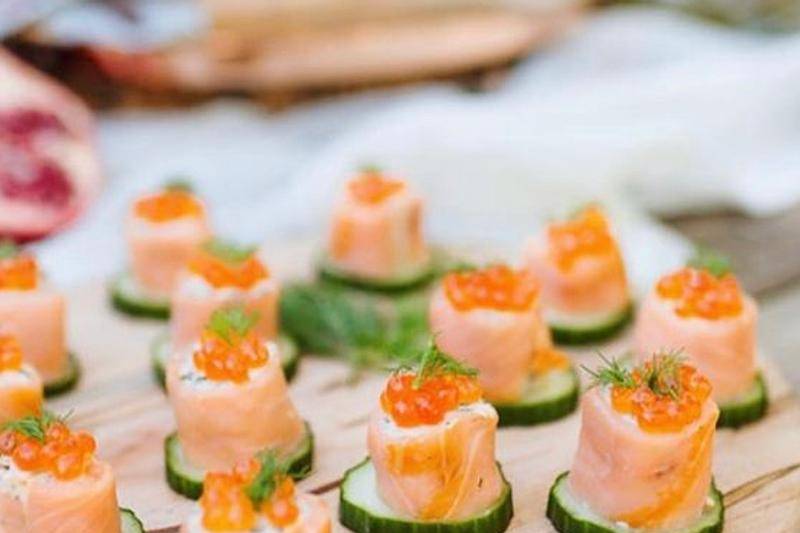 Salmon rolls