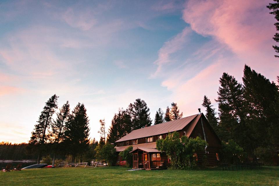 Holland Lake Lodge