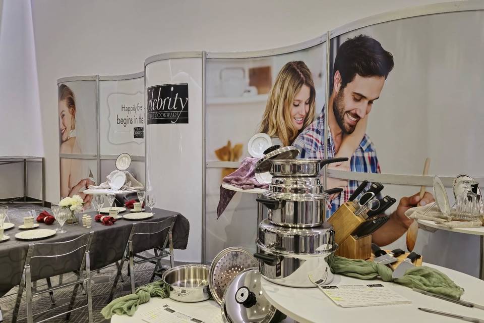 Celebrity China & Cookware