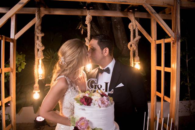 Newlyweds kiss