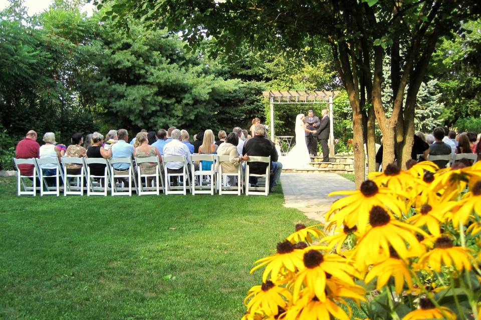 Mill Creek Barns outdoor ceremony, Watervliet, Michigan.