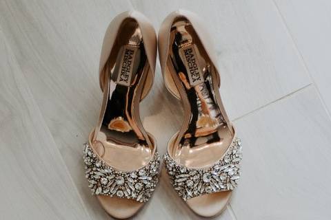 Bridal accessories