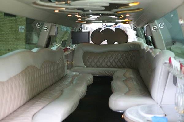 Elegant Image Limousine