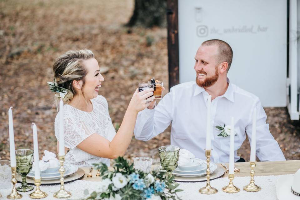 Cheers! Boho wedding